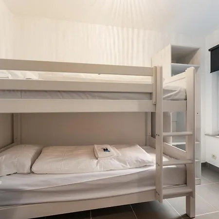 & Aan Zee - 4p Ostende