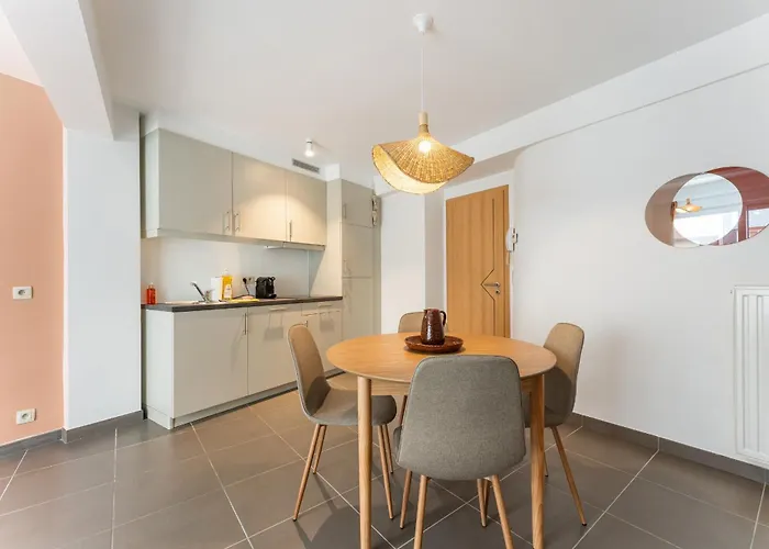 & Aan Zee - 4p شقة